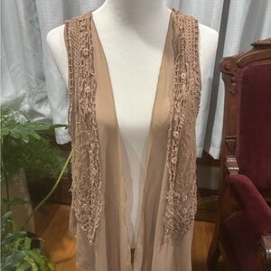 Daytrip Taupe Lace Vest NWT